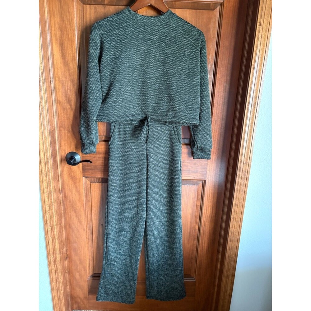 2 Piece Knit Lounge Set, Crop Top/Wide Leg Olive Green Women's Size Medium/25
